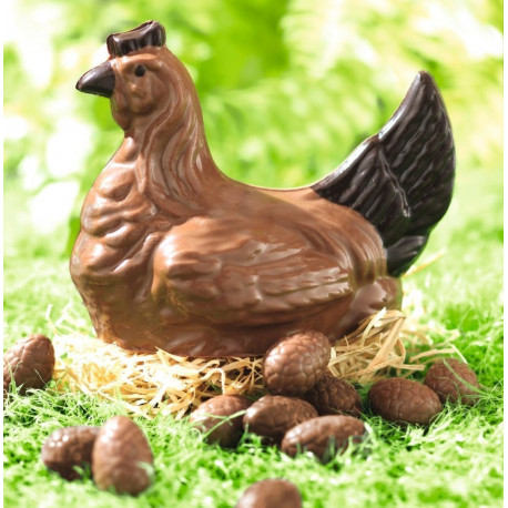 Poule Garnie en Chocolat au Lait